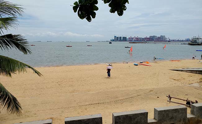 海南旅游租车需提防手续不全