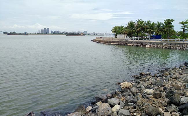 海南旅游租车开车时不能这样