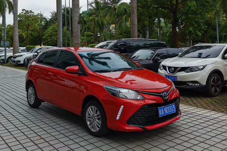 经济车型包车